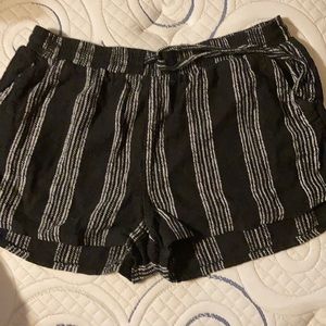 tie able flowy shorts